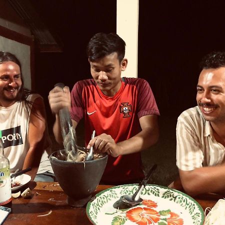Vera Sunset Homestay Local Experience With Lao Family Muang Khong Exterior photo