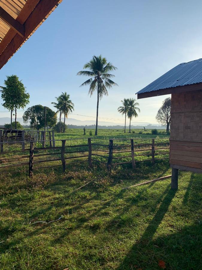 Vera Sunset Homestay Local Experience With Lao Family Muang Khong Exterior photo