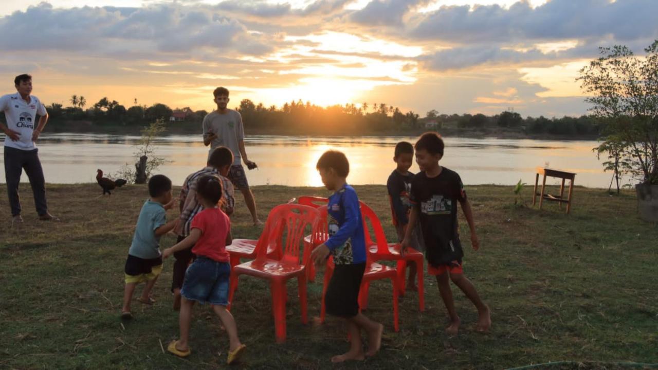 Vera Sunset Homestay Local Experience With Lao Family Muang Khong Exterior photo