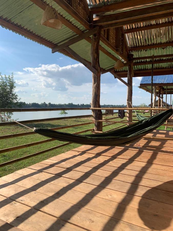 Vera Sunset Homestay Local Experience With Lao Family Muang Khong Exterior photo