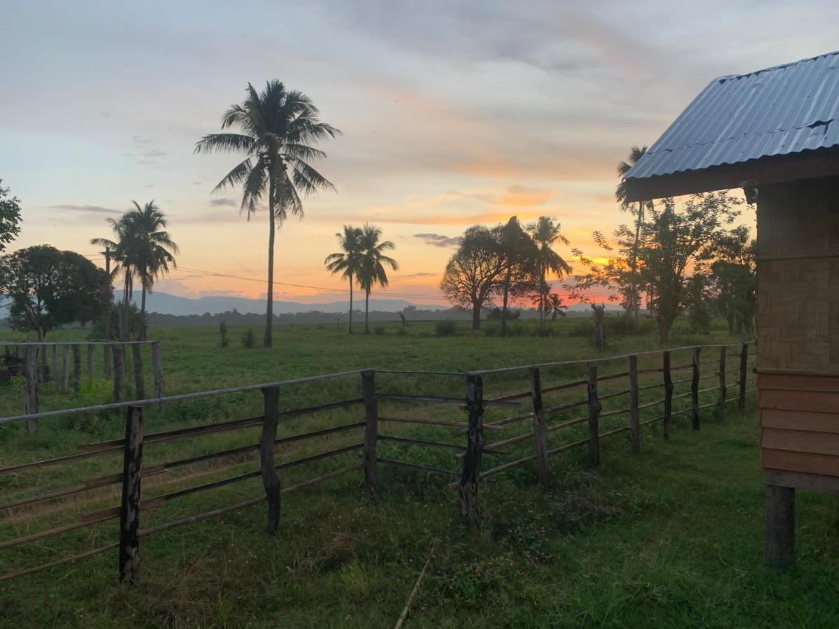 Vera Sunset Homestay Local Experience With Lao Family Muang Khong Exterior photo