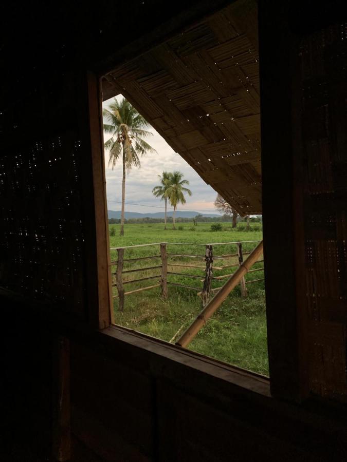 Vera Sunset Homestay Local Experience With Lao Family Muang Khong Exterior photo