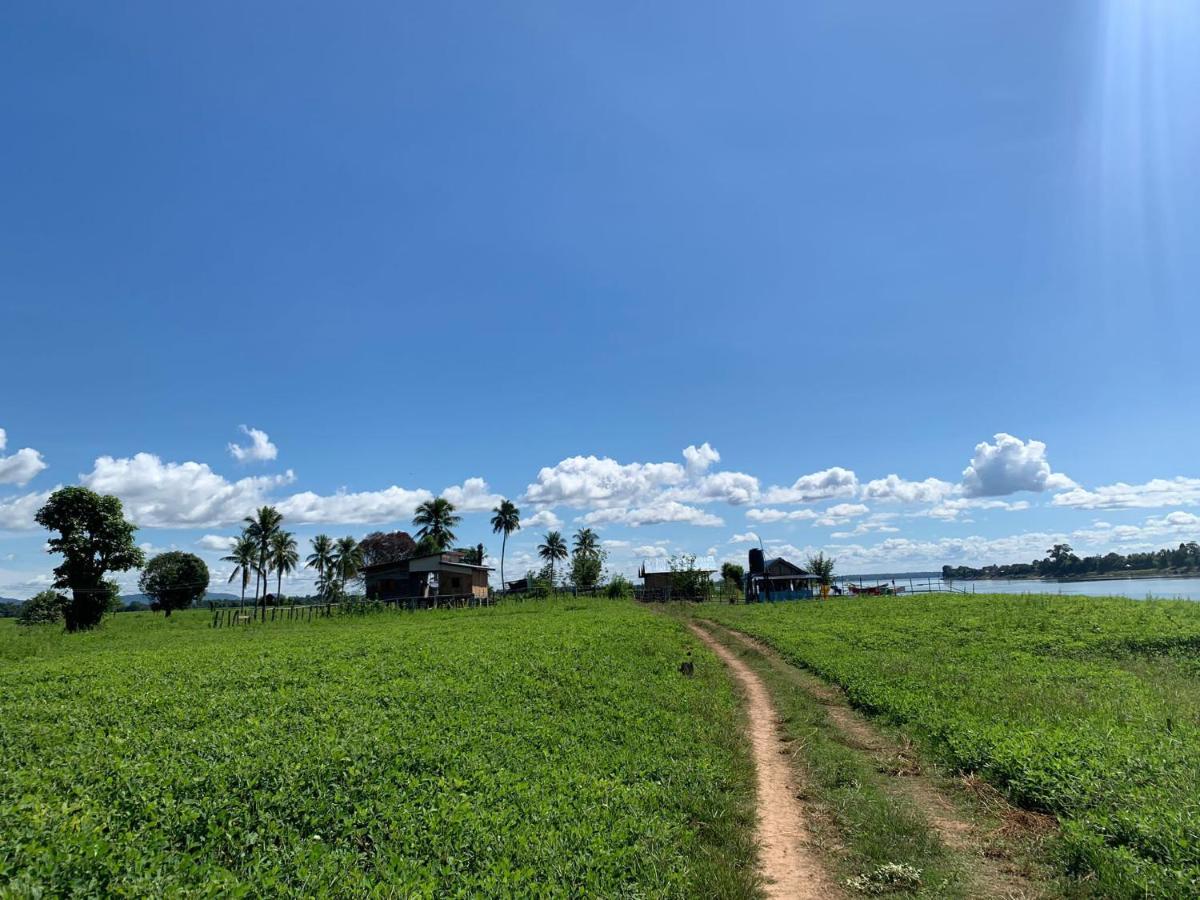 Vera Sunset Homestay Local Experience With Lao Family Muang Khong Exterior photo